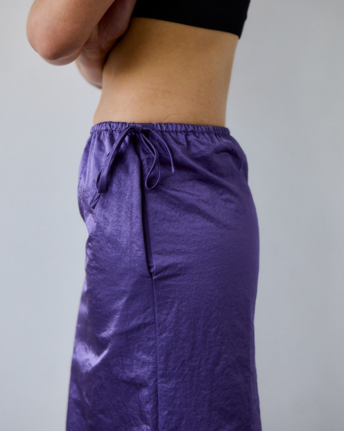 Naomi Taffeta Midi Skirt
