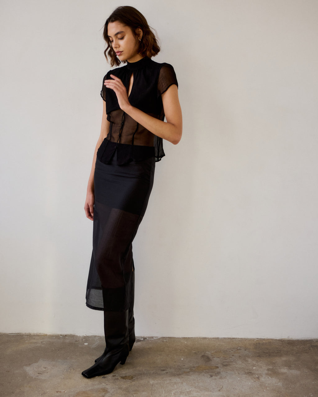 Celeste Viscose Chiffon Keyhole Top